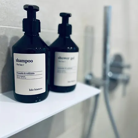 Lay-zeit アパート *